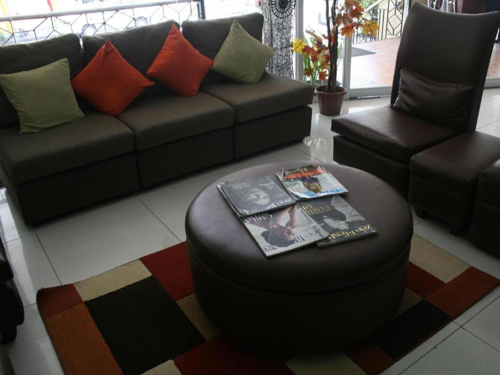 Sampaguita Suites Plaza Garcia Cebu Luaran gambar